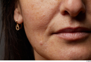  HD Face skin Alicia Dengra cheek lips mouth nose pores skin texture 0002.jpg